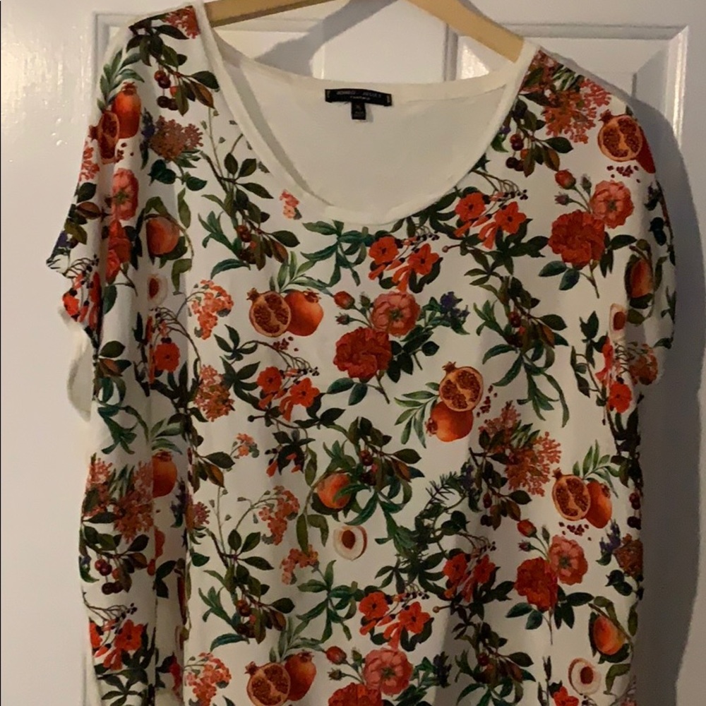 Flowy spring print shirt